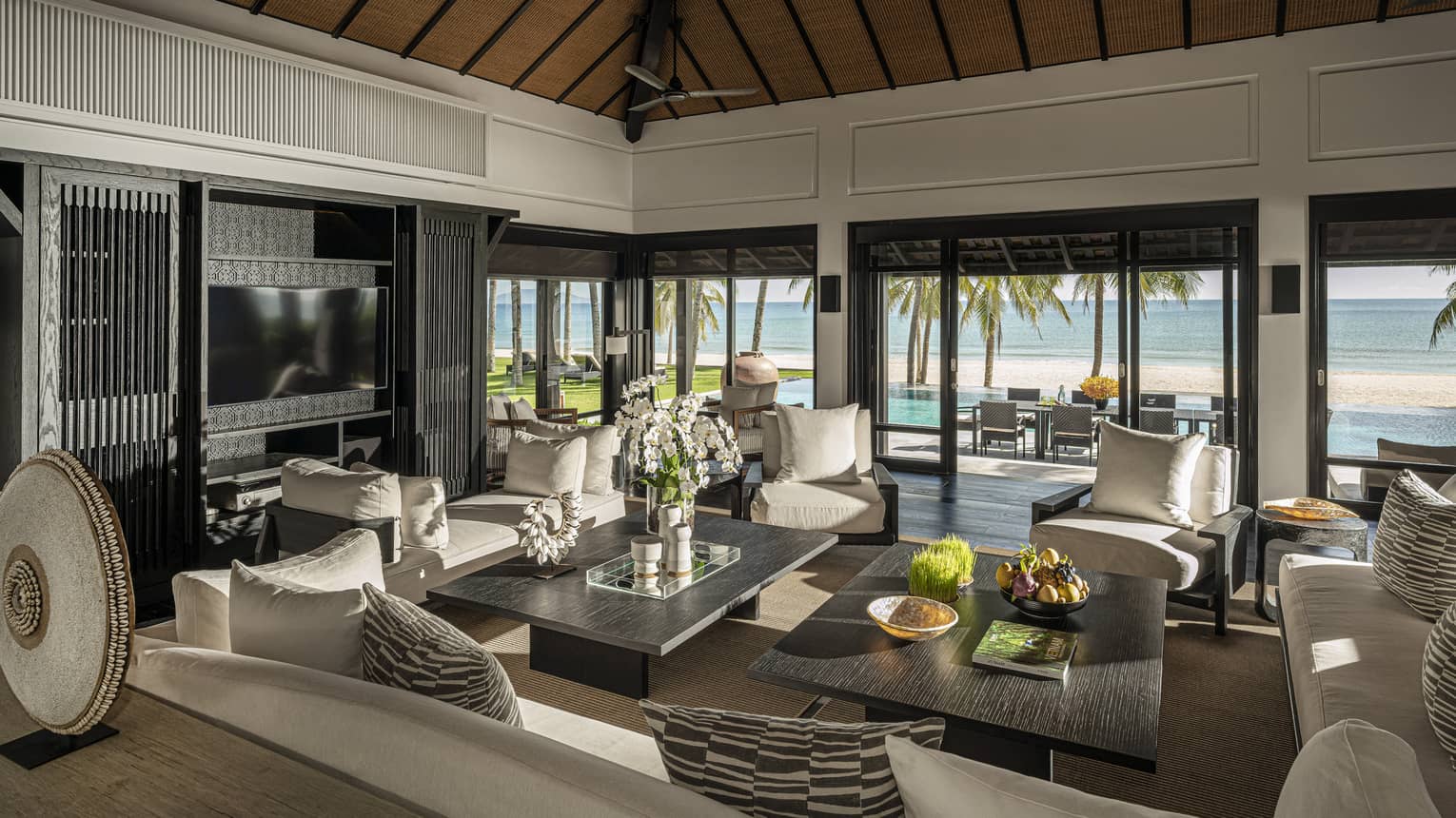 5 Bedroom Beach Front Pool Villa living area