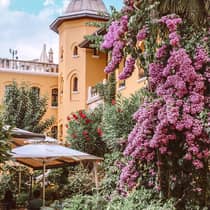 Four Seasons Instanbul at Sultanahmet patio garden under building with turret