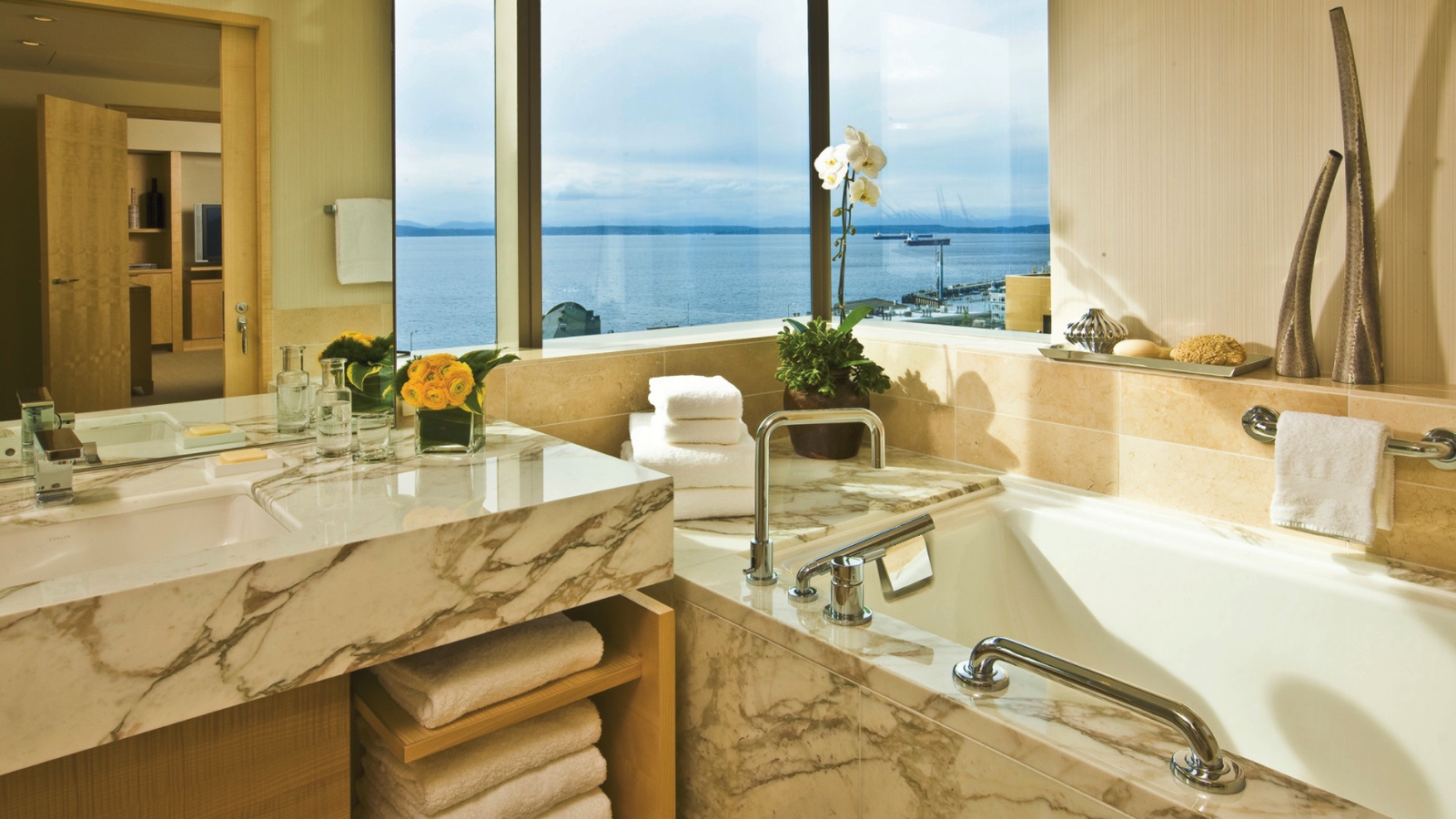 Signature Deep Soaking Baths At Four Seasons Hotel Seattle