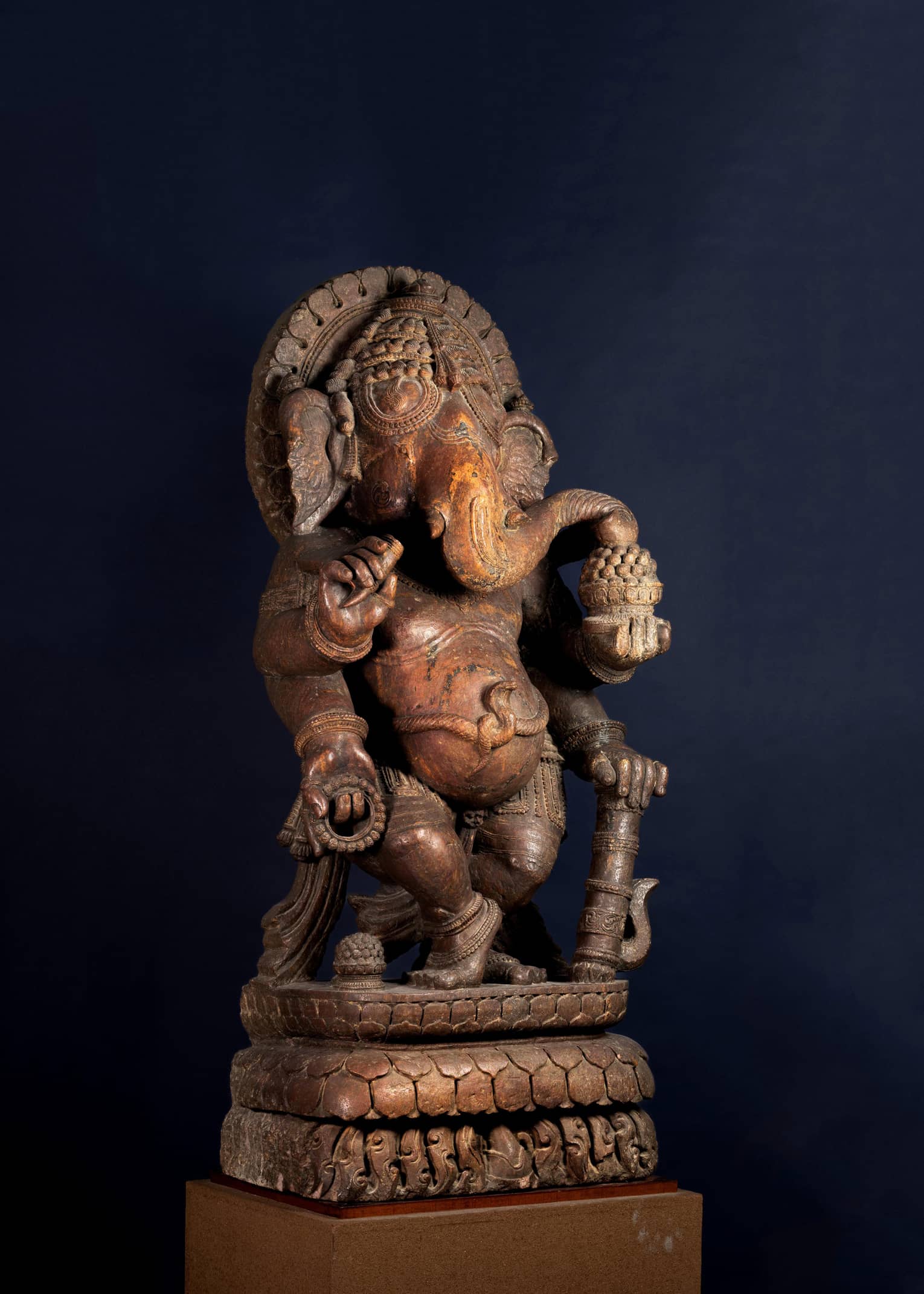 Antique Chinese statue, Princess Gayatri Devi collection (1919-2009)