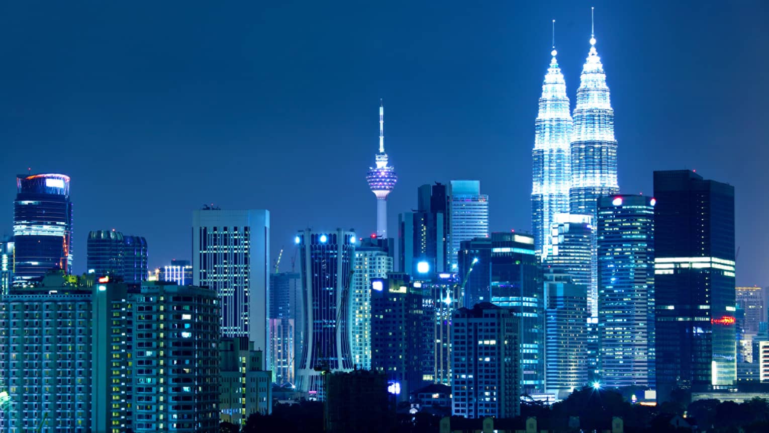 kuala lumpur skyline at night