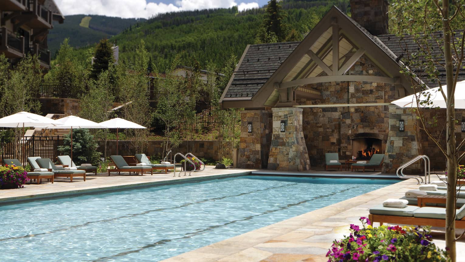 Vail, Colorado Resort | Luxury Ski Resort & Lodge | Four Seasons Vail