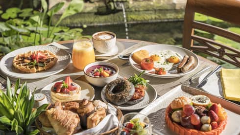 International cuisine at Taman Wantilan