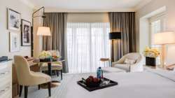 Deluxe Balcony Room | Los Angeles Hotel | Four Seasons Los Angeles