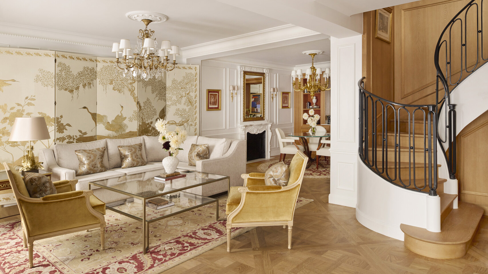 Four Seasons Hotel George V, Paris Enriches Its Collection of Parisian ...