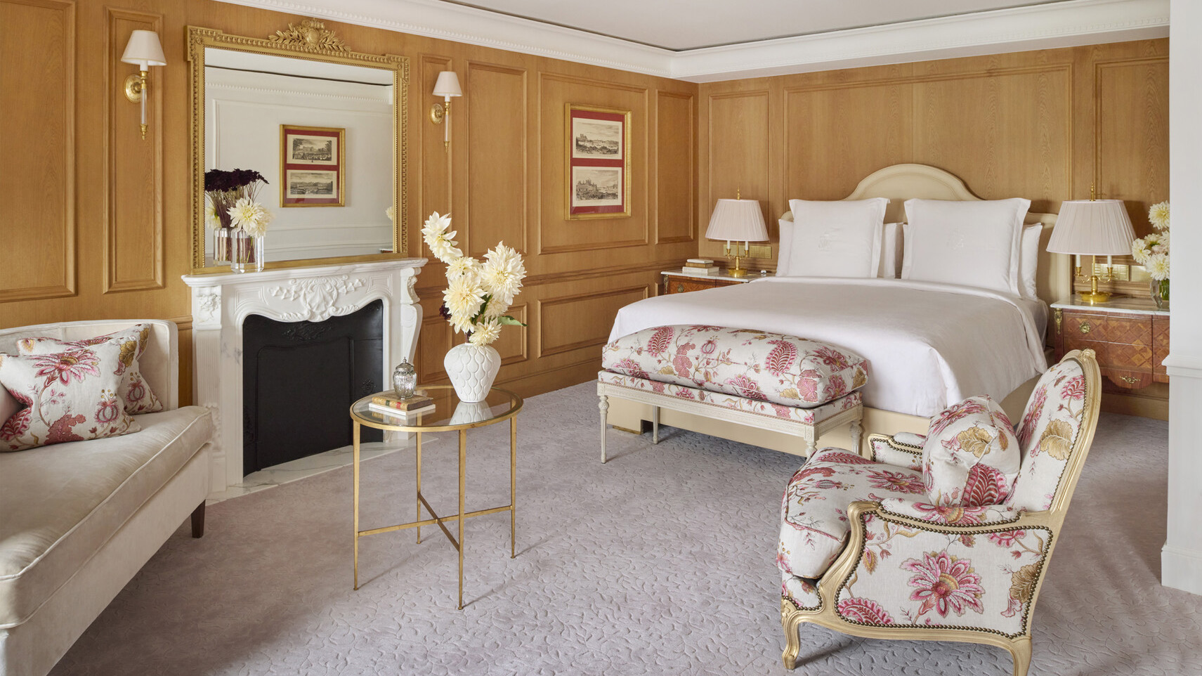 Four Seasons Hotel George V, Paris Enriches Its Collection of Parisian ...